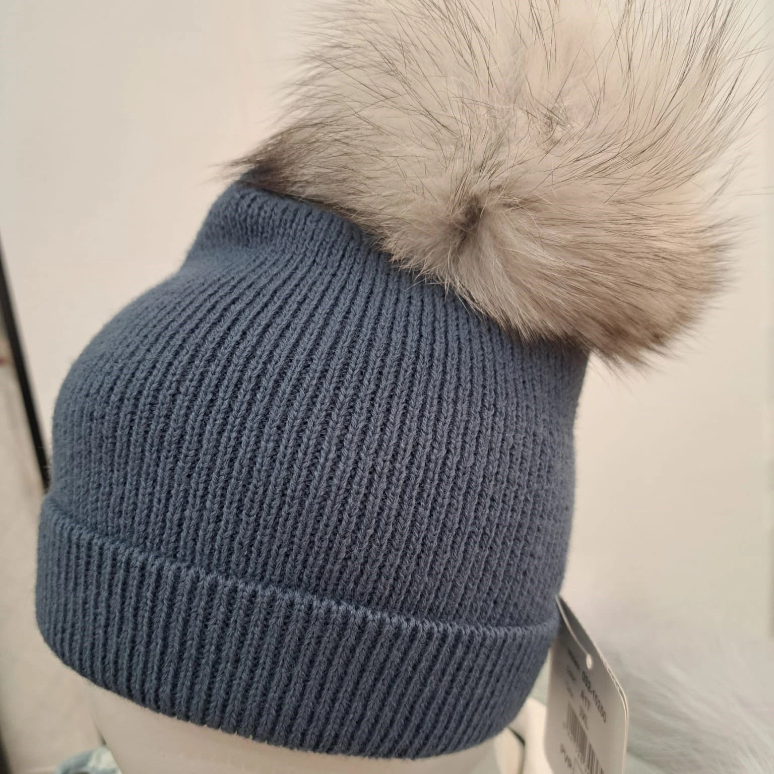 single pom fur hat by martin aranda
