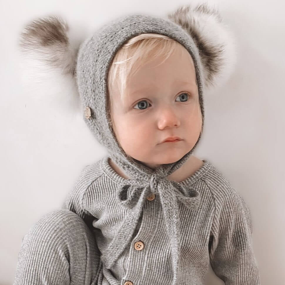 Honeycomb Grey Cashmere Bonnet