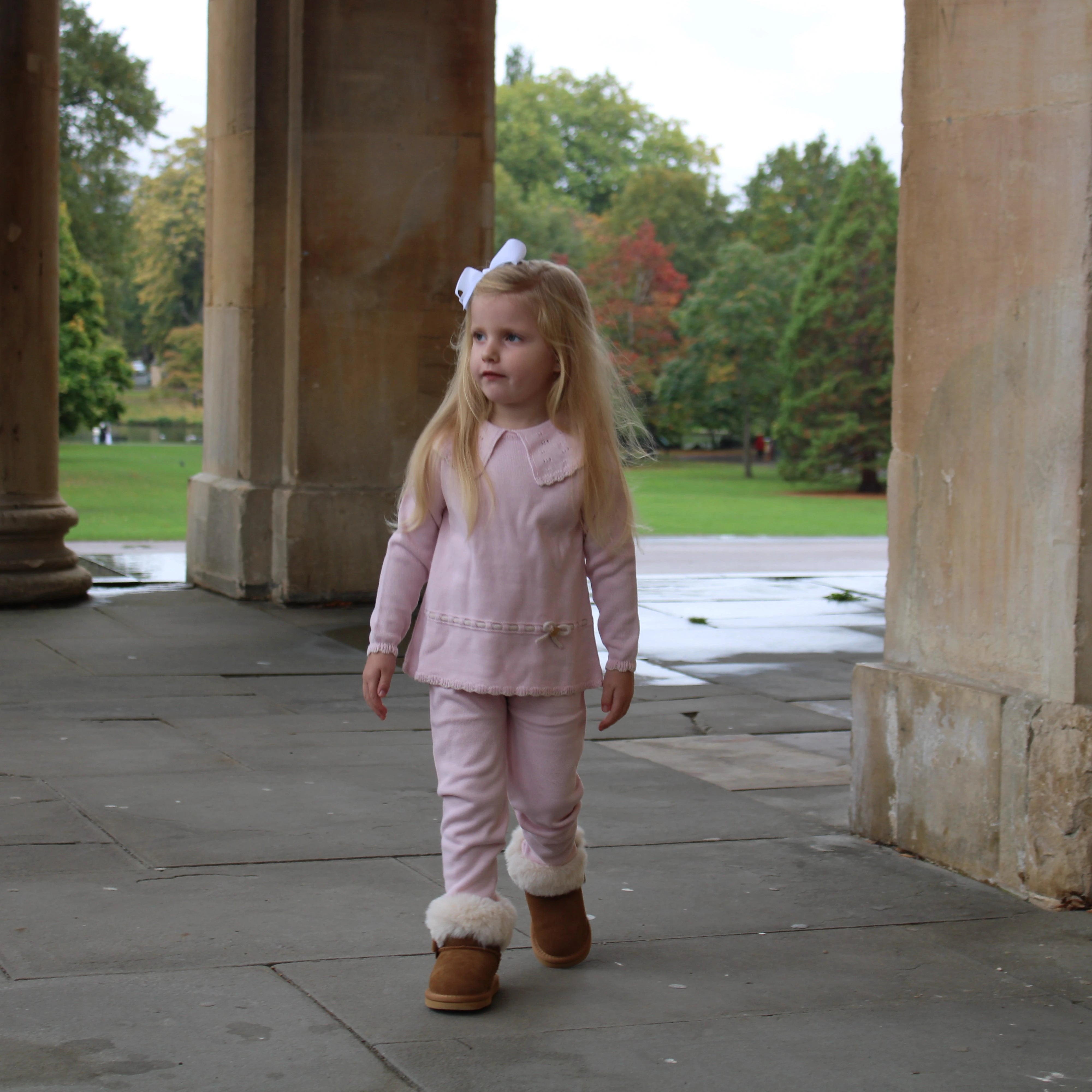 girls pink knit jumper and leggings from spanish brand artesania granlei